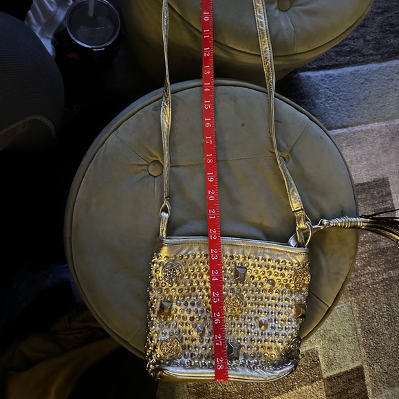 Gold Studded crossbody bag - Picture 6 of 8